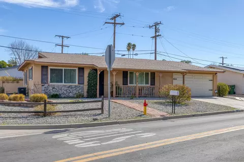 26014 New Chicago Ave, Hemet, CA 92544