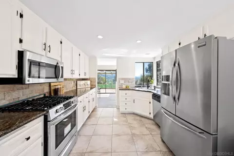 1436 Timber, Escondido, CA 92027 photo 14