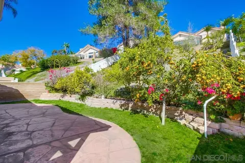 1292 Calma Ct, Vista, CA 92081 photo 41