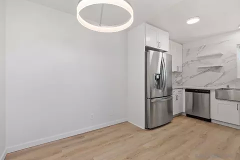 Dining - 285 Aspenwood Ln, Encinitas, CA 92024 photo 1 of 2