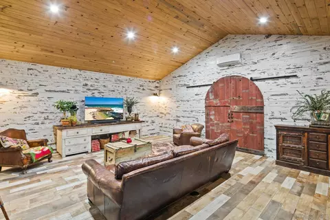 Living - 9475 Wharton Rd, Santee, CA 92071 photo 8 of 8