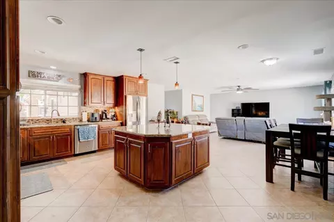 2134 Stanley Way, Escondido, CA 92027
