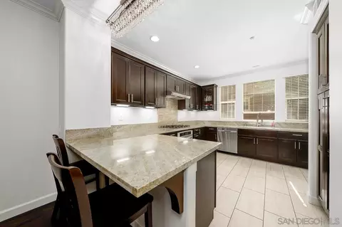Kitchen - 71 Via Sovana, Santee, CA 92071 photo 3 of 5