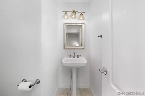 Bath - 71 Via Sovana, Santee, CA 92071 photo 1 of 4