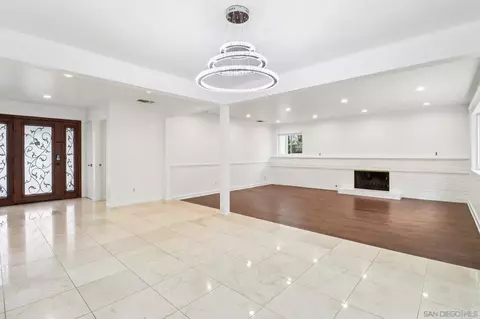 Living - 13080 Camino Del Valle, Poway, CA 92064 photo 4 of 8