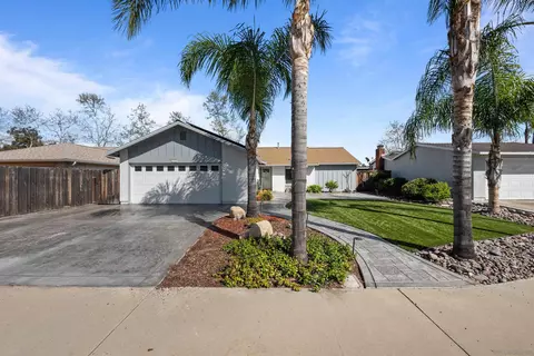 13921 Olive Mesa Ct, Poway, CA 92064