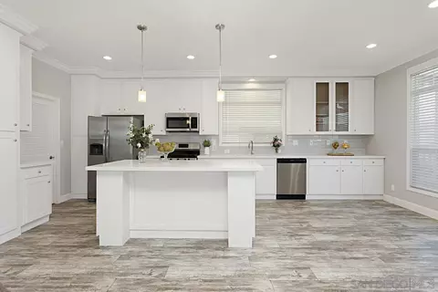 13335 Buena Vista St, Poway, CA 92064