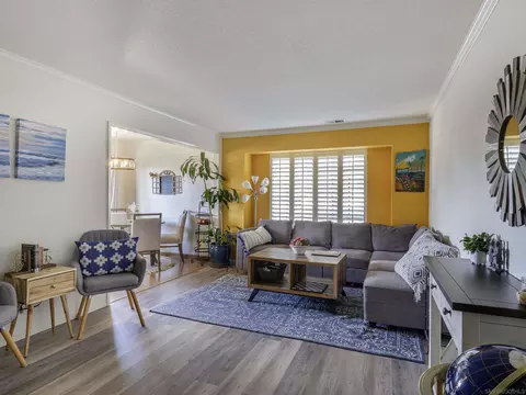 1057 Riker UNIT 4, Salinas, CA 93901 photo 2