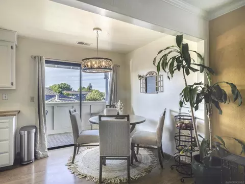 1057 Riker UNIT 4, Salinas, CA 93901 photo 4