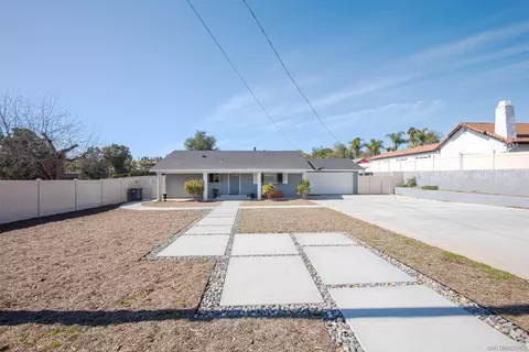 Exterior - 1996 Rohn Rd, Escondido, CA 92025 photo 2 of 12