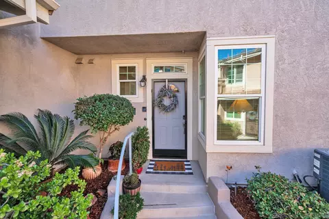 12029 World Trade Dr #4, San Diego, CA 92128