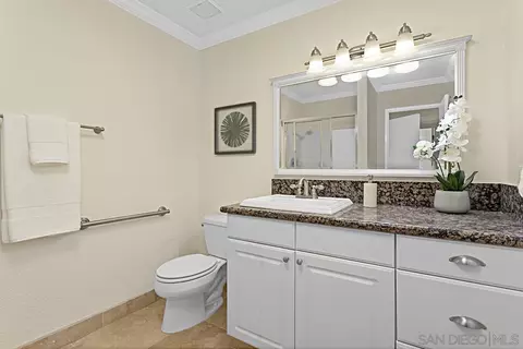 Bath - 3821 Bay Leaf Way, Oceanside, CA 92057 photo 1 of 3