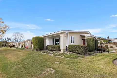Exterior - 3821 Bay Leaf Way, Oceanside, CA 92057 photo 6 of 8