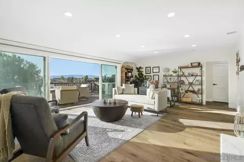Living - 701 E Fallbrook St, Fallbrook, CA 92028 photo 3 of 6