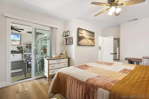 Bedroom - 701 E Fallbrook St, Fallbrook, CA 92028 photo 5 of 5