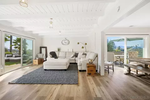 Living - 701 E Fallbrook St, Fallbrook, CA 92028 photo 5 of 6