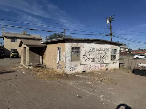 813 E 2nd St, Calexico, CA 92231 photo 8