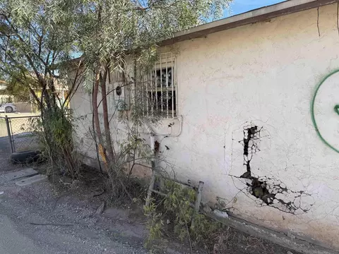 813 E 2nd St, Calexico, CA 92231 photo 9