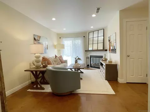 4845 Narragansett #4, San Diego, CA 92107