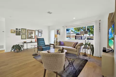 Living - 4005 Celeste Dr, Oceanside, CA 92056 photo 1 of 2