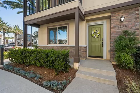1576 Fig Tree Way, Oceanside, CA 92056