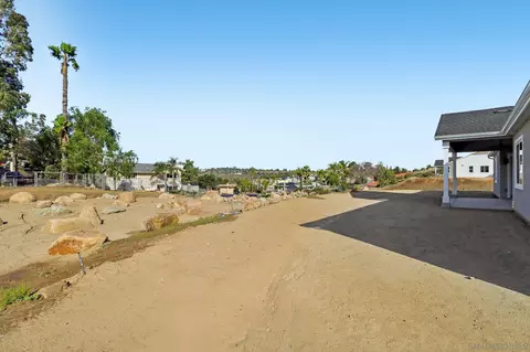 Exterior - 15120 Larchmont St, Poway, CA 92064 photo 8 of 10