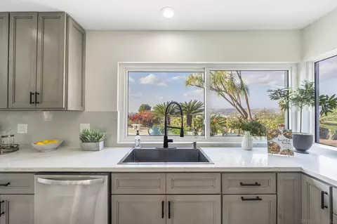 20503 Shepherd Hills Dr, Walnut, CA 91789 photo 4