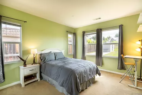 Bedroom - 2352 Clearcrest Ln, Fallbrook, CA 92028 photo 3 of 8