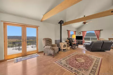 Living - 15775 N Peak Rd, Julian, CA 92036 photo 2 of 3