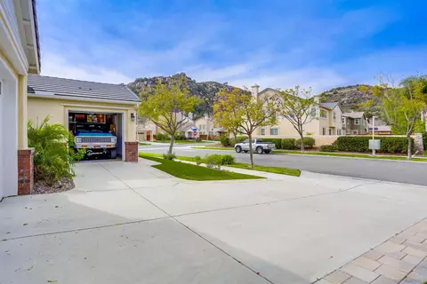 Exterior - 2915 Rangpur Ct, Escondido, CA 92027 photo 10 of 18