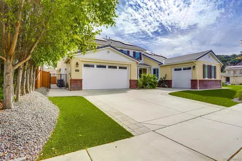 Exterior - 2915 Rangpur Ct, Escondido, CA 92027 photo 3 of 18