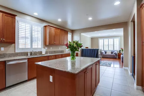 Kitchen - 2915 Rangpur Ct, Escondido, CA 92027 photo 1 of 3