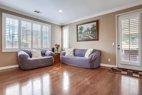 Living - 2915 Rangpur Ct, Escondido, CA 92027 photo 4 of 4