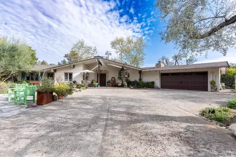 Exterior - 813 Hamilton Ln, Fallbrook, CA 92028 photo 1 of 20