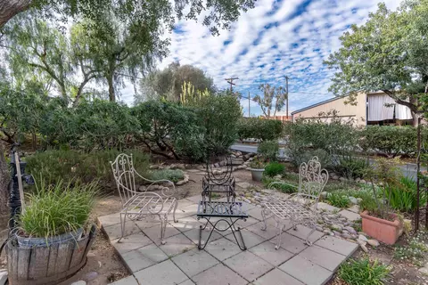 Exterior - 813 Hamilton Ln, Fallbrook, CA 92028 photo 19 of 20