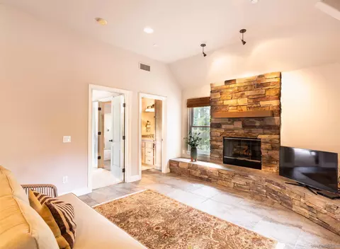 Other - 813 Hamilton Ln, Fallbrook, CA 92028 photo 4 of 7