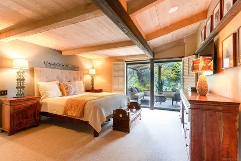 Bedroom - 813 Hamilton Ln, Fallbrook, CA 92028 photo 1 of 5