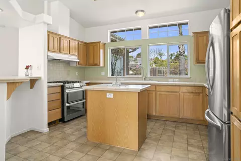 Kitchen - 10106 Sierra Madre, Spring Valley, CA 91977 photo 3 of 3