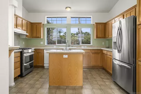 Kitchen - 10106 Sierra Madre, Spring Valley, CA 91977 photo 1 of 3