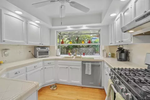 3765 Fenwick Dr, Spring Valley, CA 91977 photo 10