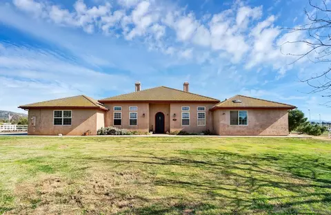 Exterior - 1005 Elm St, Ramona, CA 92065 photo 1 of 9
