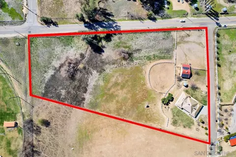 View/Area - 1005 Elm St, Ramona, CA 92065 photo 1 of 6