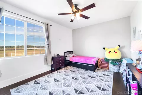 Bedroom - 1005 Elm St, Ramona, CA 92065 photo 4 of 5