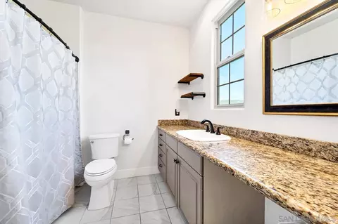 Bath - 1005 Elm St, Ramona, CA 92065 photo 1 of 4
