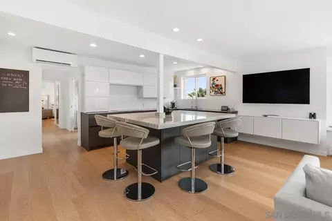 Kitchen - 8040 Girard Ave #7, La Jolla, CA 92037 photo 2 of 4