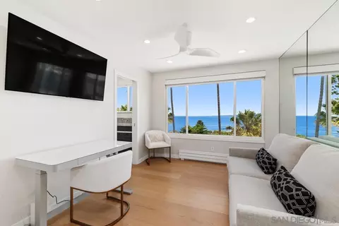 Living - 8040 Girard Ave #7, La Jolla, CA 92037 photo 9 of 9