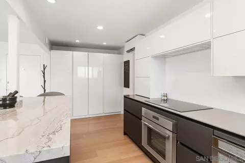 Kitchen - 8040 Girard Ave #7, La Jolla, CA 92037 photo 4 of 4