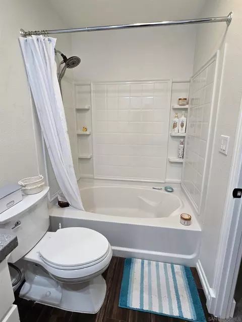 Bath - 311 Sun Ct, El Cajon, CA 92021 photo 6 of 6