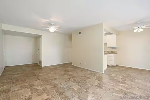 Living - 2929 Fire Mountain Dr #37, Oceanside, CA 92054 photo 4 of 5