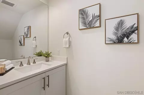 Bath - 3008 Estero Rd, Carlsbad, CA 92010 photo 1 of 3